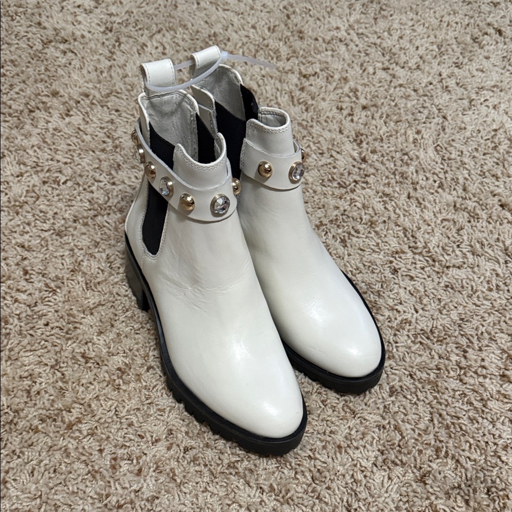 Size 6White Ankle Boots with Silver Studs